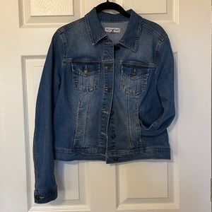 Medium wash blue jean denim jacket - medium